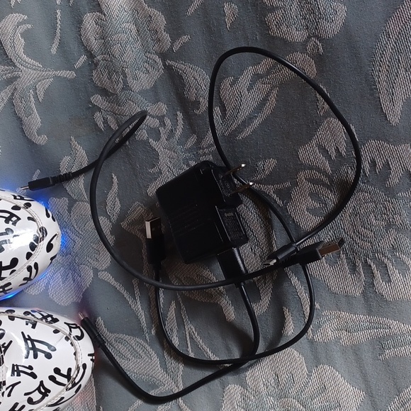 Stimulation shoes rechargeable lighted shoes with charger Led - Picture 10 of 10